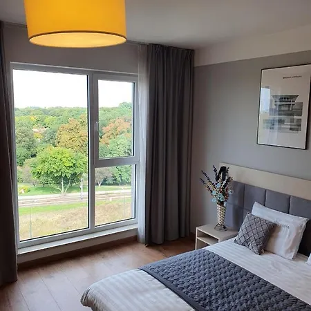 - Luxury Top-view Aparthotel 4*