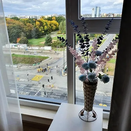 - Luxury Top-view Aparthotel 4*