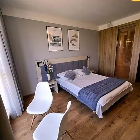 Ξενοδοχείο με διαμερίσματα - Luxury Top-view Βαρσοβία