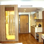 - Luxury Top-view Aparthotel