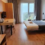 - Luxury Top-view Aparthotel 3*